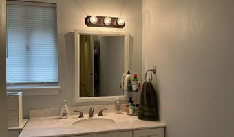 7 Margo Ct 7, Cromwell, CT 06416