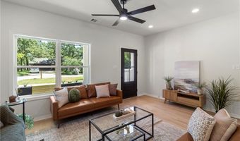 1104 Berkeley St, College Station, TX 77840
