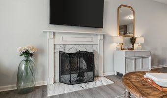 129 CAMBRIDGE POINTE Dr, Alabaster, AL 35007