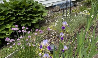 53 Congress St, Belfast, ME 04915