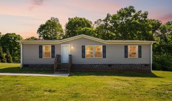 5046 Red House Rd, Appomattox, VA 24522