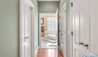 280 St Andrews Ln, Albertville, AL 35951