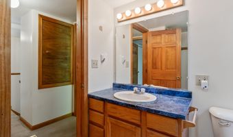 11 Outlet Rd, Augusta, ME 04330