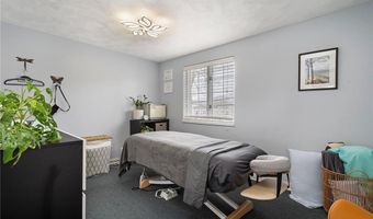 990 Main St 3, East Greenwich, RI 02818