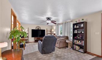 233 22nd St, Baxter Springs, KS 66713