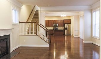 20725 JENNIFER ANN Dr, Ashburn, VA 20147