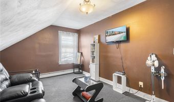 110 Cleveland St, Central Falls, RI 02863
