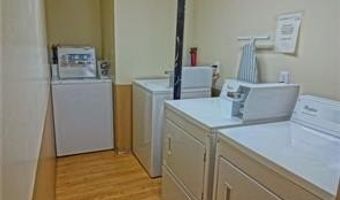 38 Freebody St 205, Newport, RI 02840