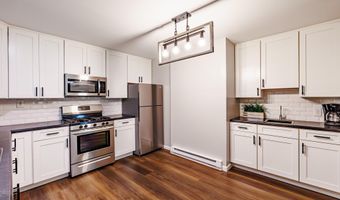 108 Mills Dr, Albrightsville, PA 18210
