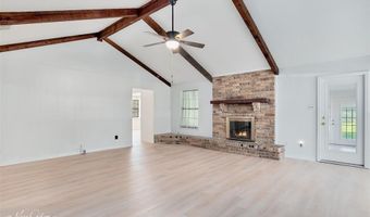 4415 Parkridge Dr, Benton, LA 71006