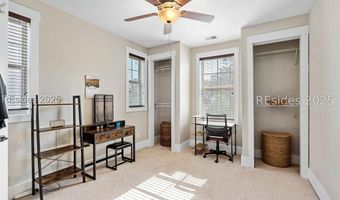 35 Sommer Lake Dr, Beaufort, SC 29902