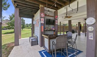 722 Lakeshore Dr, Autaugaville, AL 36003