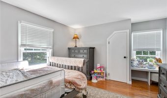191 Lehn Springs Dr, Amherst, NY 14221