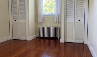 167 Coggeshall Ave B, Newport, RI 02840