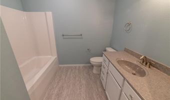 1364 Cypress Ct, Altoona, WI 54720