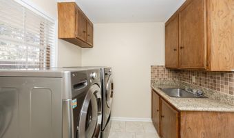 5715 Stratford Ave, Baton Rouge, LA 70808