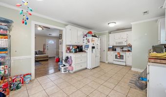 3726 Countryaire Dr, Ayden, NC 28513