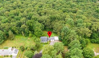 110 Hopkins Ave, Johnston, RI 02919