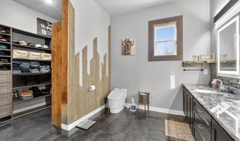 5304 SAMPSON Rd, Abrams, WI 54101