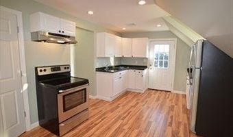 32 Roundy 2, Beverly, MA 01915