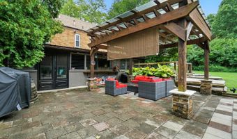 3569 Sandal Ln, Cincinnati, OH 45248