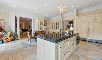 31 Marie Major Dr, Alpine, NJ 07620