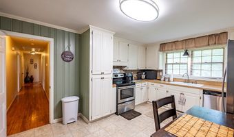 3203 WEXFORD Dr, Albany, GA 31721
