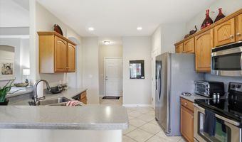 921 Hildebrand Dr, Indianapolis, IN 46217