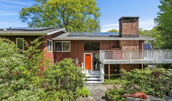 4 Alan Rd, Danbury, CT 06810