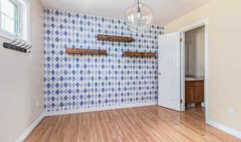 1017 Bluestem Ln, Ann Arbor, MI 48103