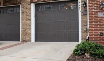 42243 CANARY GRASS Sq, Aldie, VA 20105