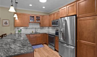 41 Breakneck Hill Rd 26, Lincoln, RI 02865