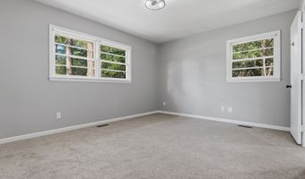 2501 Pheasant Dr, Albany, GA 31707