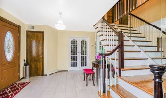 26 Altoona Ave, Staten Island, NY 10306