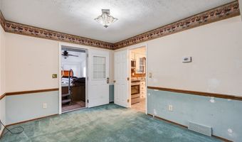 215 Rustic Hill Ln, Amherst, OH 44001