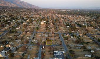 2896 Calanda Ave, Altadena, CA 91001