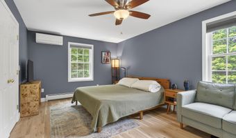 277 Parker Mountain Rd, Barrington, NH 03825