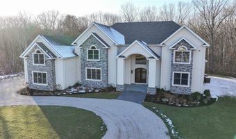 7 Dennell Dr, Lincoln, RI 02865