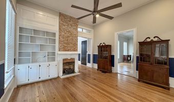 201 Boothe St, Batesville, MS 38606