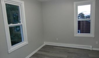 210 Merritt Ave, Bergenfield, NJ 07621