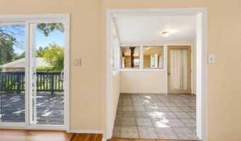 840 Harmony Ln, Ashland, OR 97520