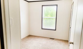 800 E 18th St 108, Albert Lea, MN 56007