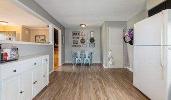 1525 Rapids St, Adel, IA 50003