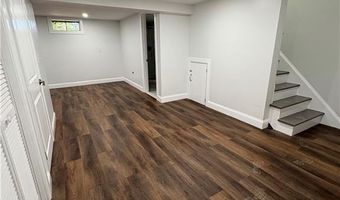 1 Colony Dr, Johnston, RI 02919