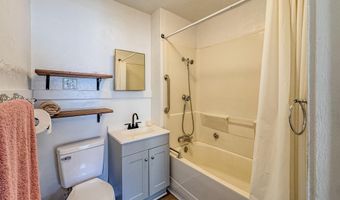 1309 N 4th St, Arkansas City, KS 67005