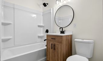 2185 Stahl Rd, Akron, OH 44319