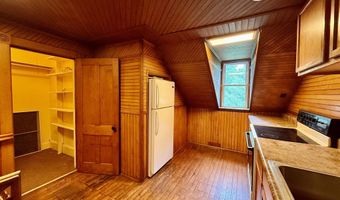 927 Water St, Bennington, VT 05257