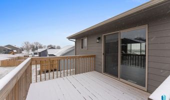 48 Chloe St, Baltic, SD 57003