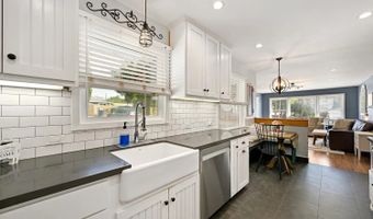 1390 Willowside Ter, Alpine, CA 91901