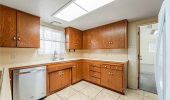 1300 Oak Ave, Carlsbad, CA 92008
